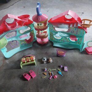 Sold - Littlest Pet Shop LPS Biggest Littlest Pet Shop House w/ PETS ACCESSORIES